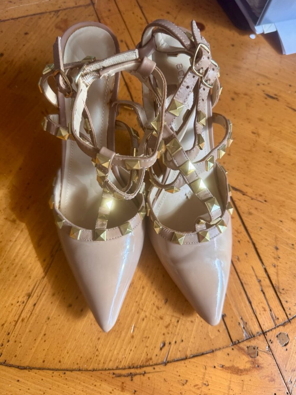 New BCBG Generation Daron Rockstud Patent Pumps Nude Gold-tone Studs Sz 8 #10